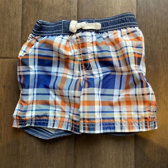 4/$20 Tommy Hilfiger boys toddler swim suit set, 18 months, shirt and trunks - Picture 3 of 4